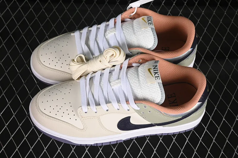 All categories Nk SB Dunk Series Nk SB Dunk Low low-top sneakers Nike Dunk Low "Floral Swoosh" floral theme low-top casual sneakers HV5750-133